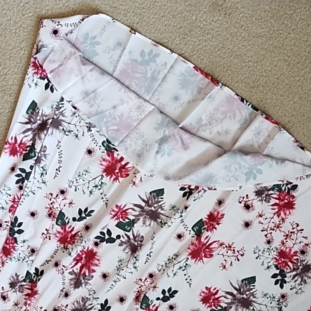 Maxi Skirt Women's Size Large 12 14 Nora Cora Cottagecore Floral White Red Green - Picture 4 of 8